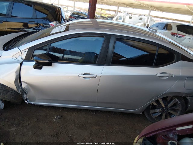 Nissan Versa Sr Xtronic Cvt 2016 3N1CN8FV5LL802151 Image 13