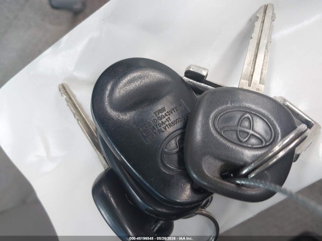 45196548 :رقم المزاد ، 5TDZA23C14S143922 vin ، 2004 Toyota Sienna Le مزاد بيع