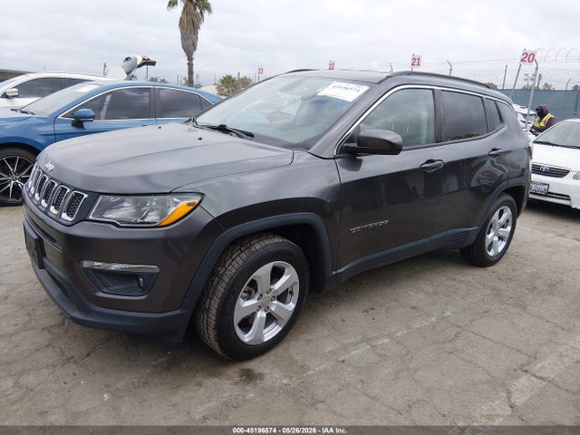 45196574 :رقم المزاد ، 3C4NJCBB2LT108405 vin ، 2020 Jeep Compass Latitude Fwd مزاد بيع