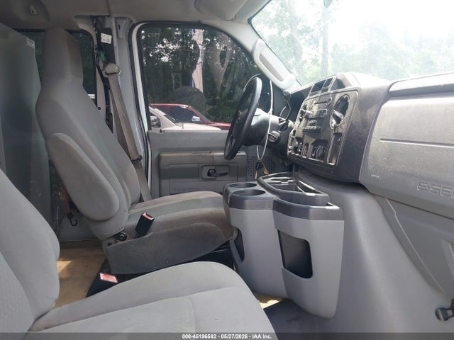 45196582 :رقم المزاد ، 1FBSS3BL1CDA10467 vin ، 2012 Ford E-350 Super Duty Xlt مزاد بيع