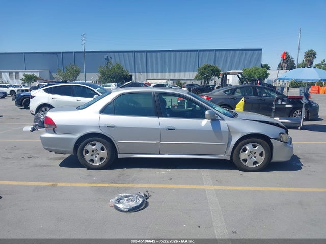 45196642 :رقم المزاد ، 1HGCG16561A020381 vin ، 2001 Honda Accord 3.0 Ex مزاد بيع