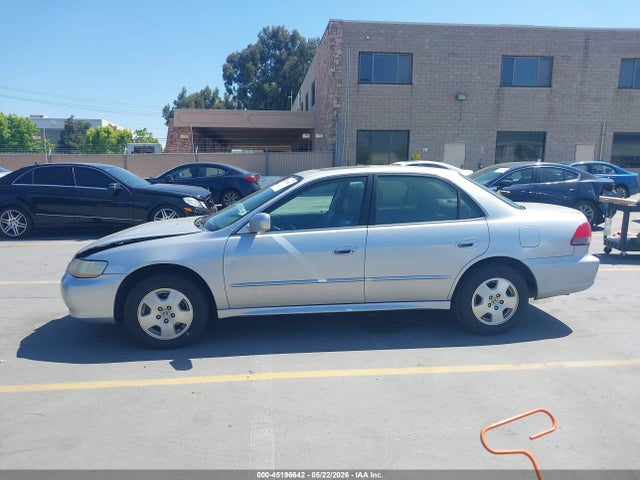 45196642 :رقم المزاد ، 1HGCG16561A020381 vin ، 2001 Honda Accord 3.0 Ex مزاد بيع