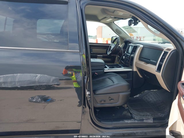 45196653 :رقم المزاد ، 1C6RR7NTXFS748834 vin ، 2015 Ram 1500 Laramie مزاد بيع