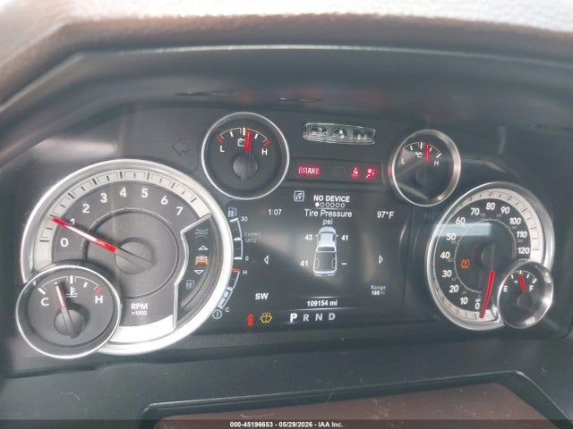 45196653 :رقم المزاد ، 1C6RR7NTXFS748834 vin ، 2015 Ram 1500 Laramie مزاد بيع