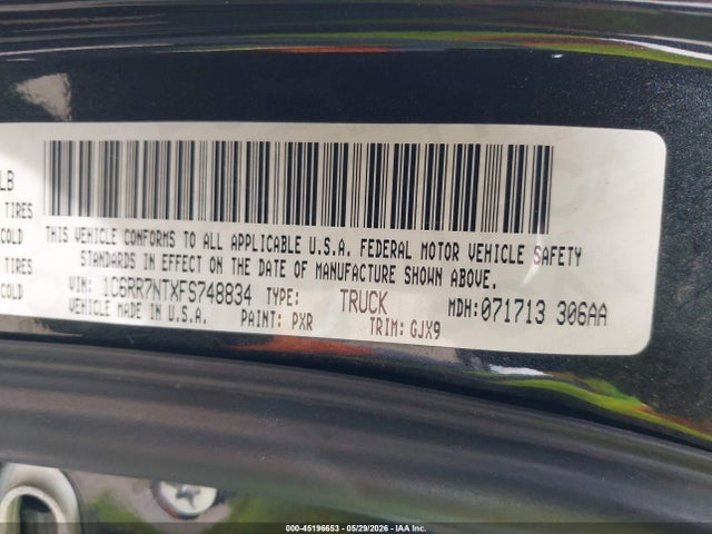 45196653 :رقم المزاد ، 1C6RR7NTXFS748834 vin ، 2015 Ram 1500 Laramie مزاد بيع