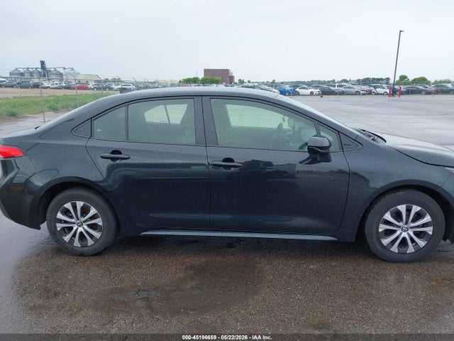 Toyota Corolla Hybrid Le 2022 JTDEAMDE2NJ048326 Image 13