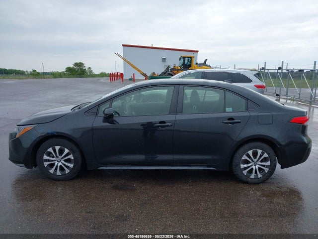 Toyota Corolla Hybrid Le 2022 JTDEAMDE2NJ048326 Image 14