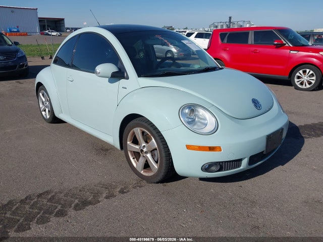 Продаж на аукціоні авто 2010 Volkswagen New Beetle 2.5l Final Edition, vin: 3VWRW3AG5AM027483, номер лоту: 45196679