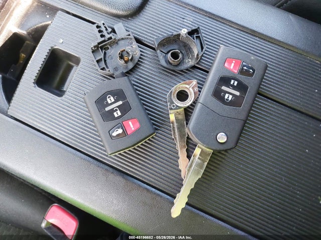 2008 Mazda Mx-5 Touring მანქანა იყიდება აუქციონზე, vin: JM1NC26F180156113, აუქციონის ნომერი: 45196682
