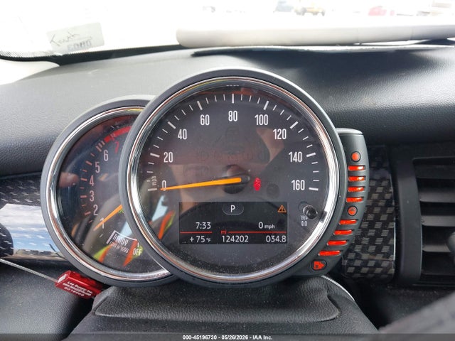 45196730 :رقم المزاد ، WMWXU3C51H2D32511 vin ، 2017 Mini Hardtop Cooper S مزاد بيع