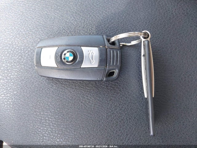 2014 Bmw X1 Xdrive28i მანქანა იყიდება აუქციონზე, vin: WBAVL1C54EVR94735, აუქციონის ნომერი: 45196738