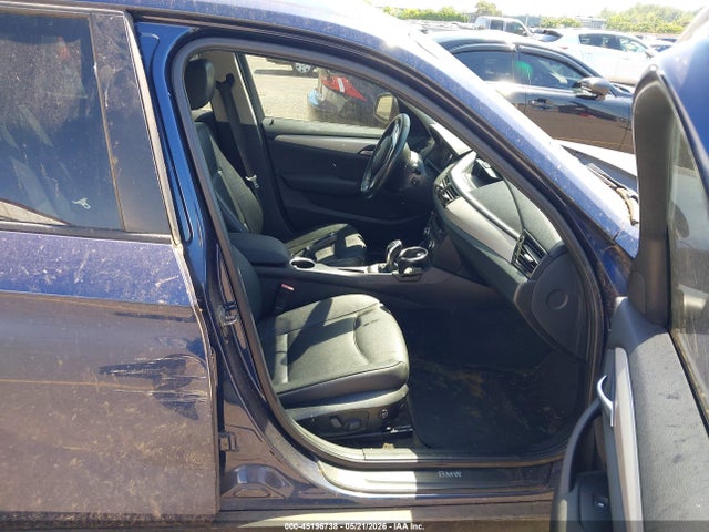 2014 Bmw X1 Xdrive28i მანქანა იყიდება აუქციონზე, vin: WBAVL1C54EVR94735, აუქციონის ნომერი: 45196738