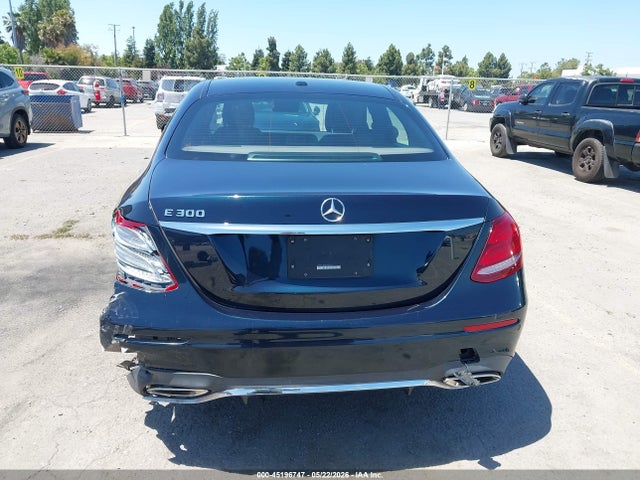 Mercedes-Benz E 300 2017 WDDZF4JB2HA009159 Image 17