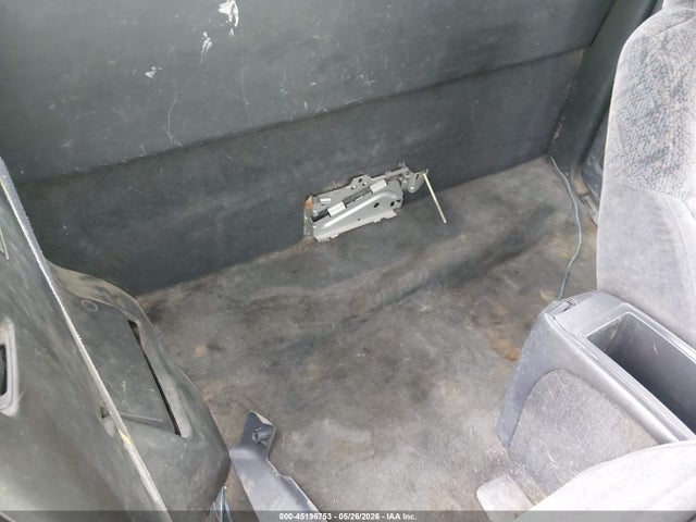1998 Gmc Sonoma Sls მანქანა იყიდება აუქციონზე, vin: 1GTCS19XXW8518561, აუქციონის ნომერი: 45196753