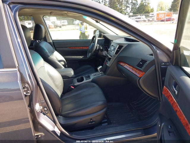 2010 Subaru Outback 2.5i Limited მანქანა იყიდება აუქციონზე, vin: 4S4BRBKC1A3331666, აუქციონის ნომერი: 45196778