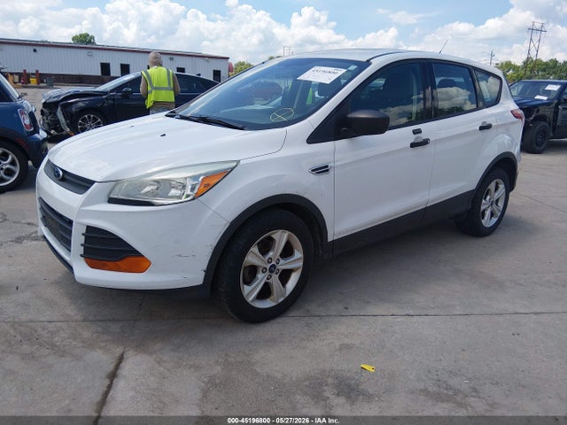 2014 Ford Escape S მანქანა იყიდება აუქციონზე, vin: 1FMCU0F72EUE52310, აუქციონის ნომერი: 45196800