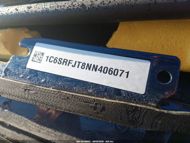 45196803 :رقم المزاد ، 1C6SRFJT8NN406071 vin ، 2022 Ram 1500 Laramie  4x4 5'7 Box مزاد بيع