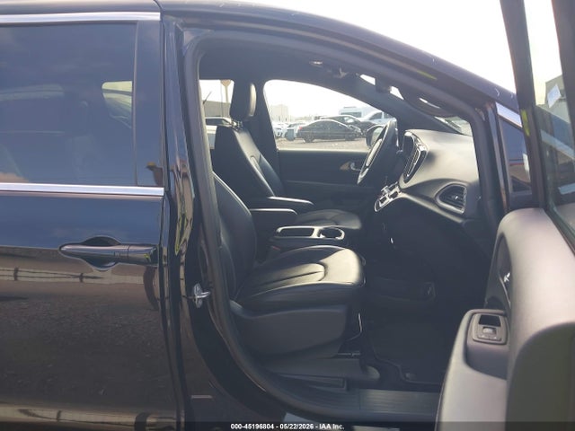 45196804 :رقم المزاد ، 2C4RC1BGXSR552211 vin ، 2025 Chrysler Pacifica Select مزاد بيع