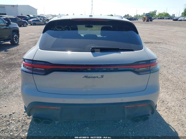 45196819 :رقم المزاد ، WP1AG2A50NLB21685 vin ، 2022 Porsche Macan S مزاد بيع