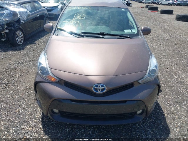 Продажа на аукционе авто 2016 Toyota Prius V Five, vin: JTDZN3EU2GJ042020, номер лота: 45196861