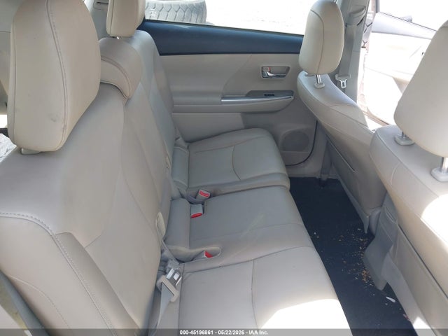 Продажа на аукционе авто 2016 Toyota Prius V Five, vin: JTDZN3EU2GJ042020, номер лота: 45196861
