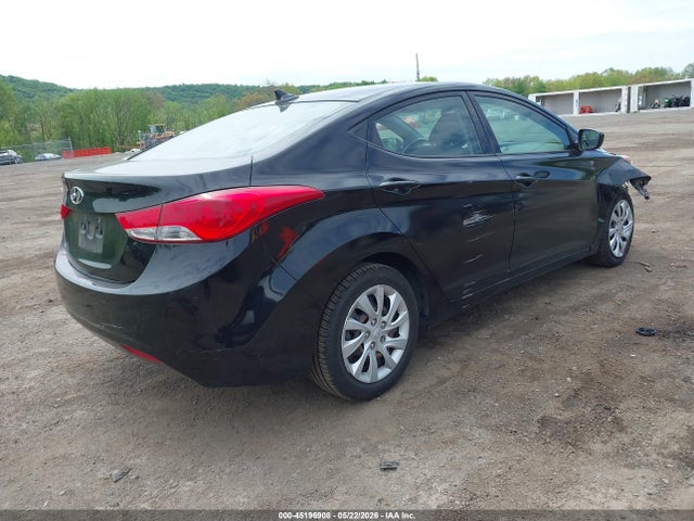 Продажа на аукционе авто 2013 Hyundai Elantra Gls, vin: 5NPDH4AE0DH205676, номер лота: 45196908