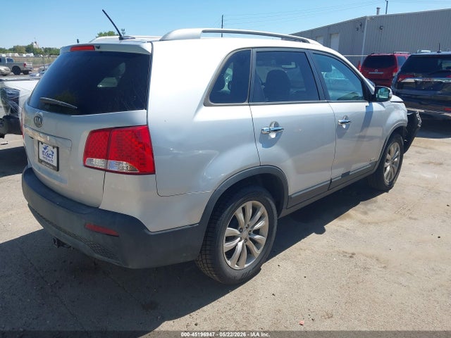 45196947 :رقم المزاد ، 5XYKTDA20BG161162 vin ، 2011 Kia Sorento Lx V6 مزاد بيع