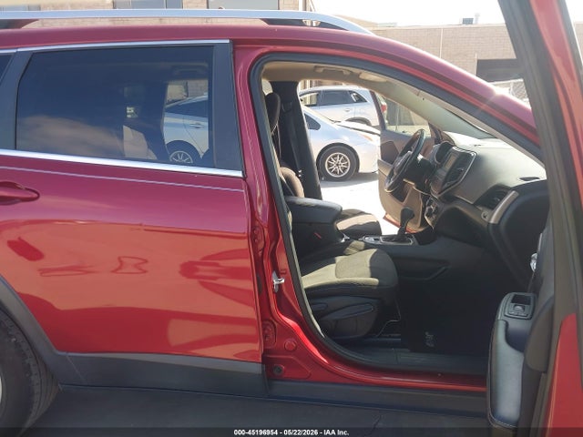 2015 Jeep Cherokee Latitude მანქანა იყიდება აუქციონზე, vin: 1C4PJLCB1FW690566, აუქციონის ნომერი: 45196954