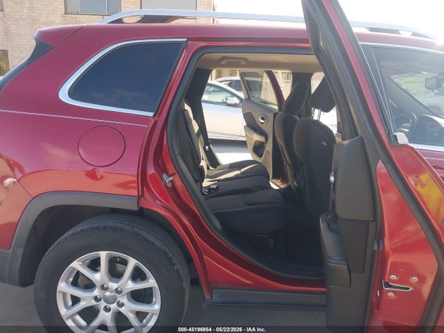 Продаж на аукціоні авто 2015 Jeep Cherokee Latitude, vin: 1C4PJLCB1FW690566, номер лоту: 45196954
