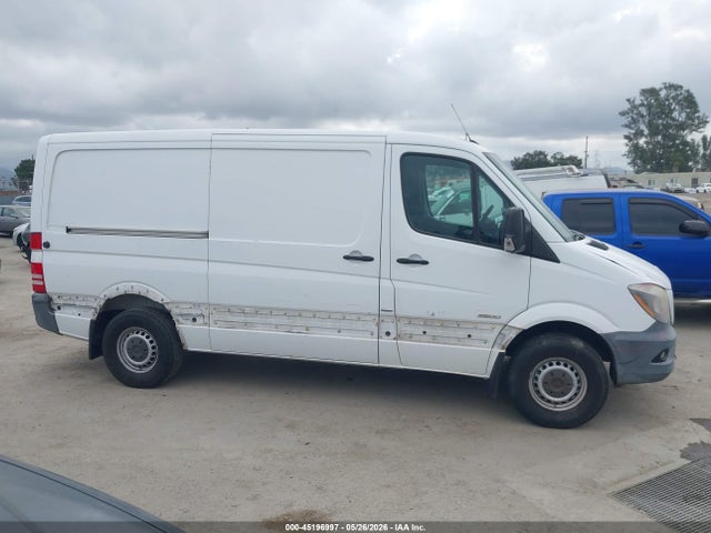 2014 Mercedes-benz Sprinter 2500 Normal Roof მანქანა იყიდება აუქციონზე, vin: WD3PE7DC8E5860973, აუქციონის ნომერი: 45196997