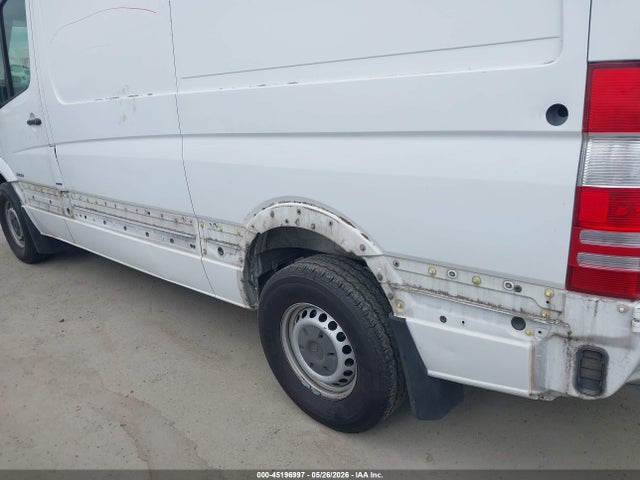 2014 Mercedes-benz Sprinter 2500 Normal Roof მანქანა იყიდება აუქციონზე, vin: WD3PE7DC8E5860973, აუქციონის ნომერი: 45196997
