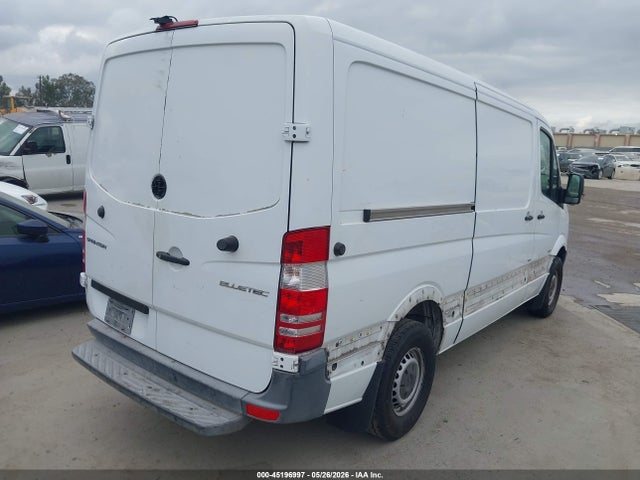 2014 Mercedes-benz Sprinter 2500 Normal Roof მანქანა იყიდება აუქციონზე, vin: WD3PE7DC8E5860973, აუქციონის ნომერი: 45196997