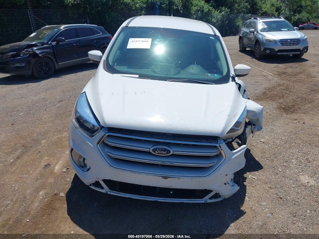 45197008 :رقم المزاد ، 1FMCU9GD9KUA09981 vin ، 2019 Ford Escape Se مزاد بيع