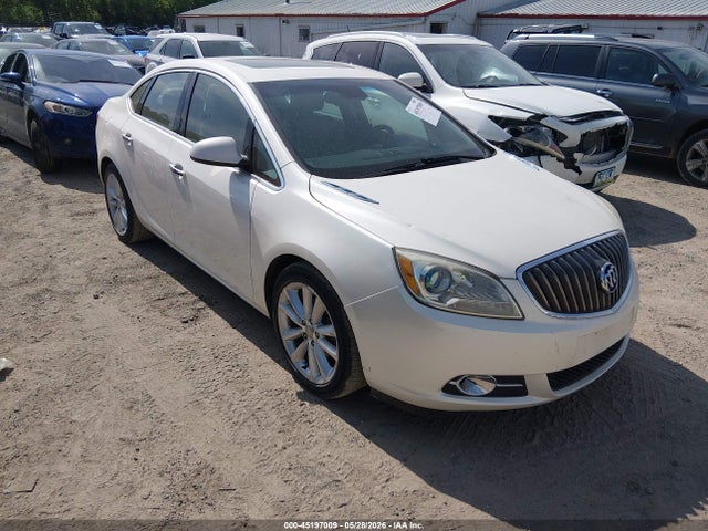 45197009 :رقم المزاد ، 1G4PS5SK8D4180049 vin ، 2013 Buick Verano Leather Group مزاد بيع