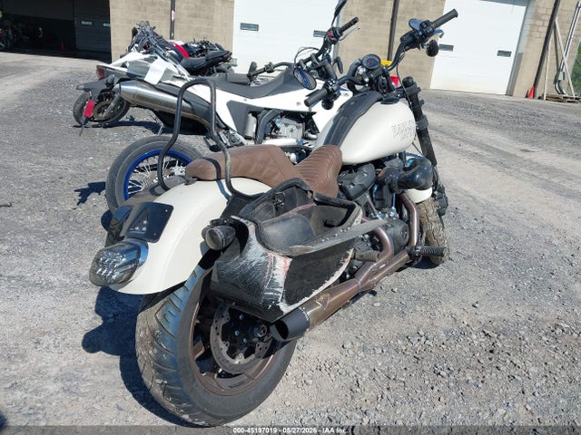 Harley-Davidson FXLRS 2023 1HD1YWZ15PB025307 Image 4
