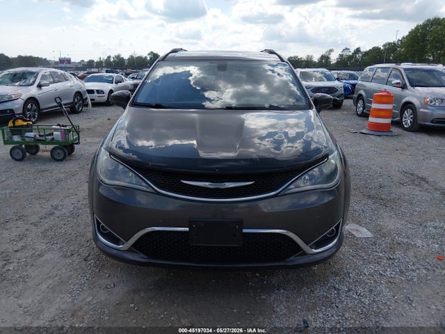 45197034 :رقم المزاد ، 2C4RC1BG5HR667663 vin ، 2017 Chrysler Pacifica Touring-l مزاد بيع