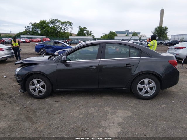 45197038 :رقم المزاد ، 1G1PC5SB9E7431767 vin ، 2014 Chevrolet Cruze 1lt Auto مزاد بيع