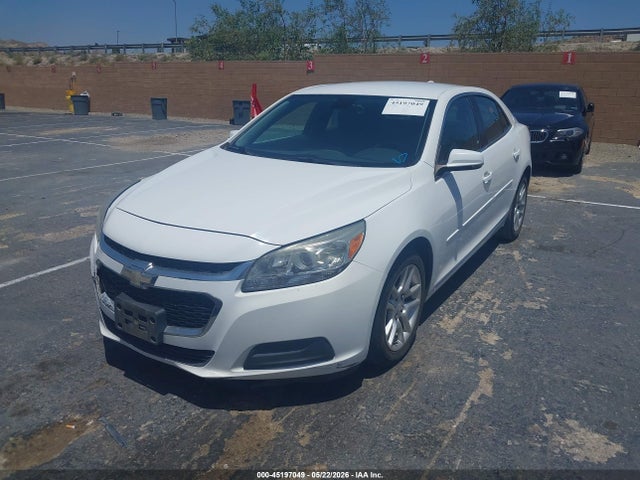 Chevrolet MALIBU 1LT 2015 1G11C5SLXFF352453 Image 2