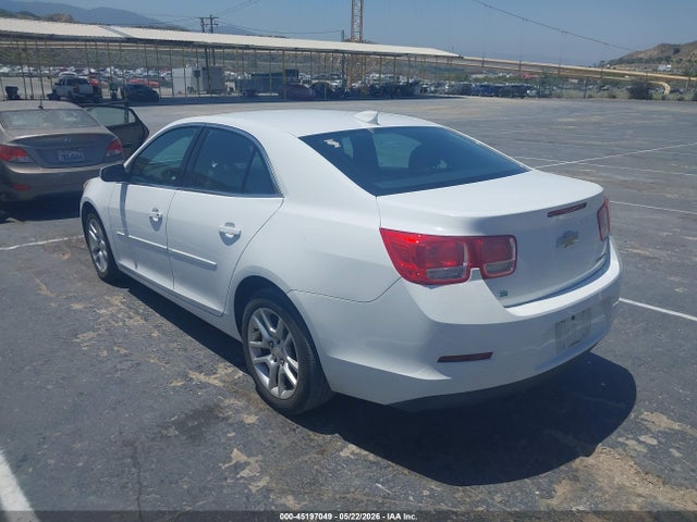 Chevrolet MALIBU 1LT 2015 1G11C5SLXFF352453 Image 3