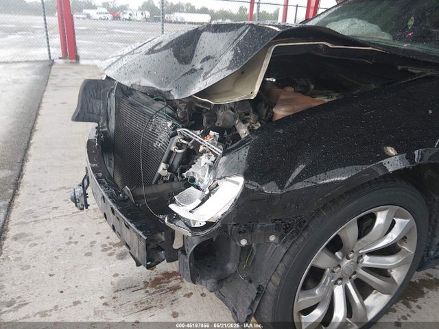 2C3CCAPT3FH881957 Chrysler 300c Platinum
