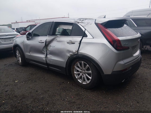 45197070 :رقم المزاد ، 1GYAZAR40KF150710 vin ، 2019 Cadillac Xt4 Luxury مزاد بيع