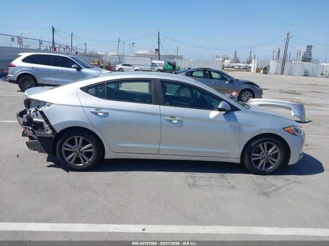 2017 Hyundai Elantra Se მანქანა იყიდება აუქციონზე, vin: 5NPD84LF3HH006018, აუქციონის ნომერი: 45197086