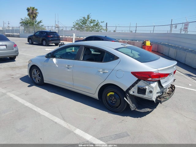 2017 Hyundai Elantra Se მანქანა იყიდება აუქციონზე, vin: 5NPD84LF3HH006018, აუქციონის ნომერი: 45197086