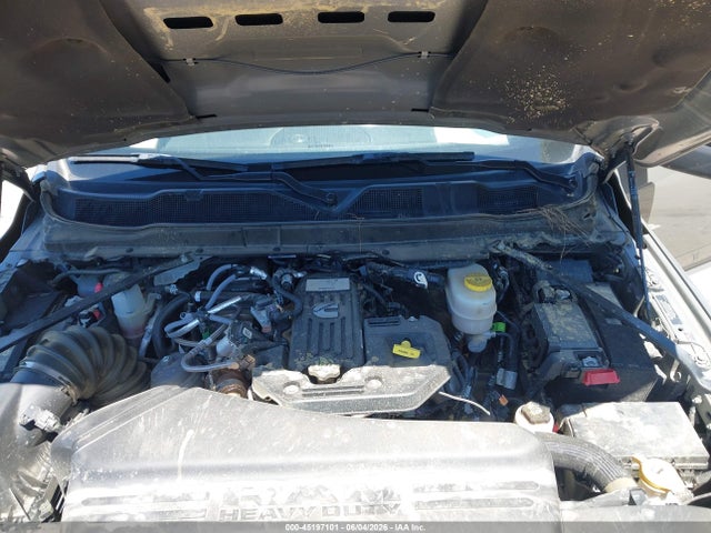 3C63R5FLXSG583569 RAM 2500 Laramie 4x4 6&#039;4 Box