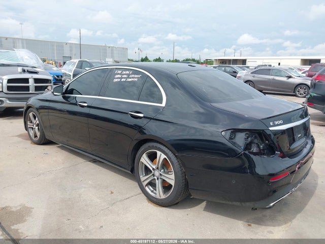 Mercedes-Benz E 300 2017 WDDZF4JB4HA092707 Image 3