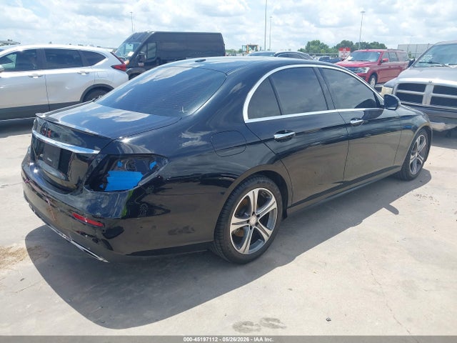 Mercedes-Benz E 300 2017 WDDZF4JB4HA092707 Image 4