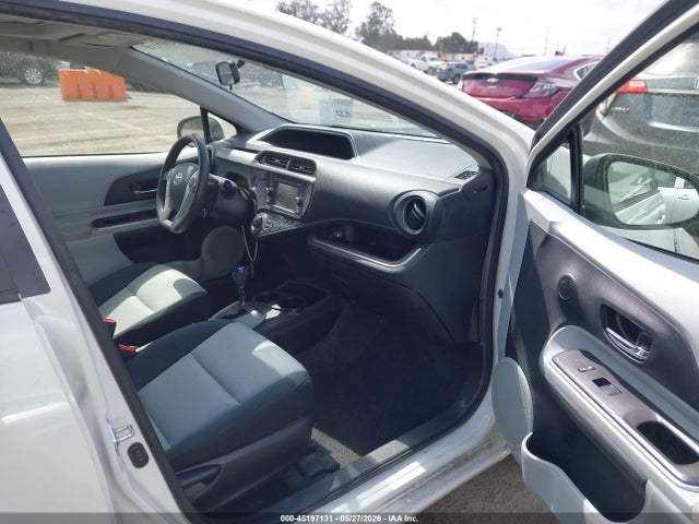 Toyota Prius C Three 2014 JTDKDTB3XE1074985 Image 5