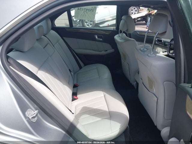 45197154 :رقم المزاد ، WDDHF9AB5BA442720 vin ، 2011 Mercedes-benz E 550 4matic مزاد بيع