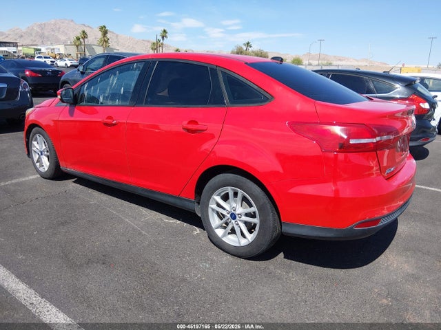 Ford FOCUS SE 2016 1FADP3F25GL272565 Image 3