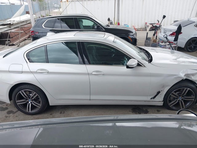 BMW 530I 2021 WBA53BH09MWX22242 Image 14
